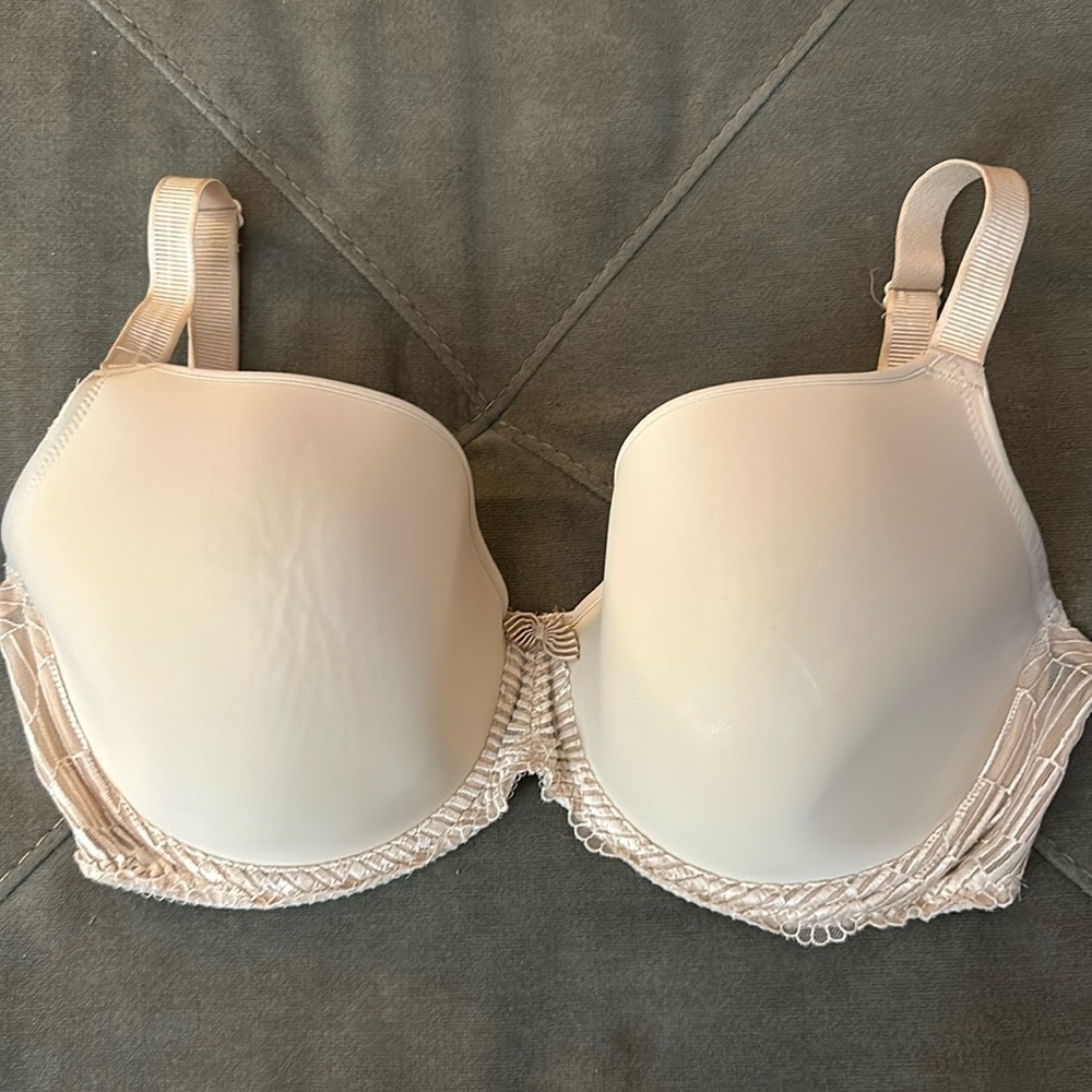 Wacoal 35H bra, excellent condition